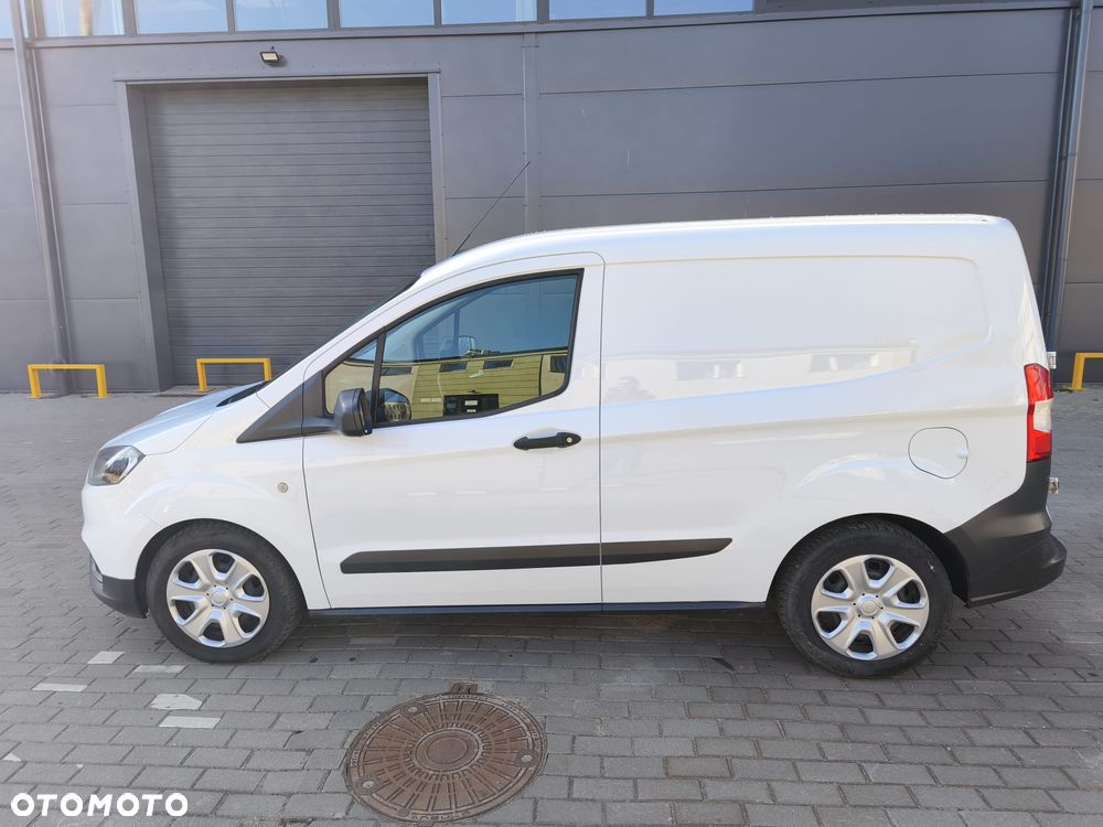 Ford Transit Courier - 7
