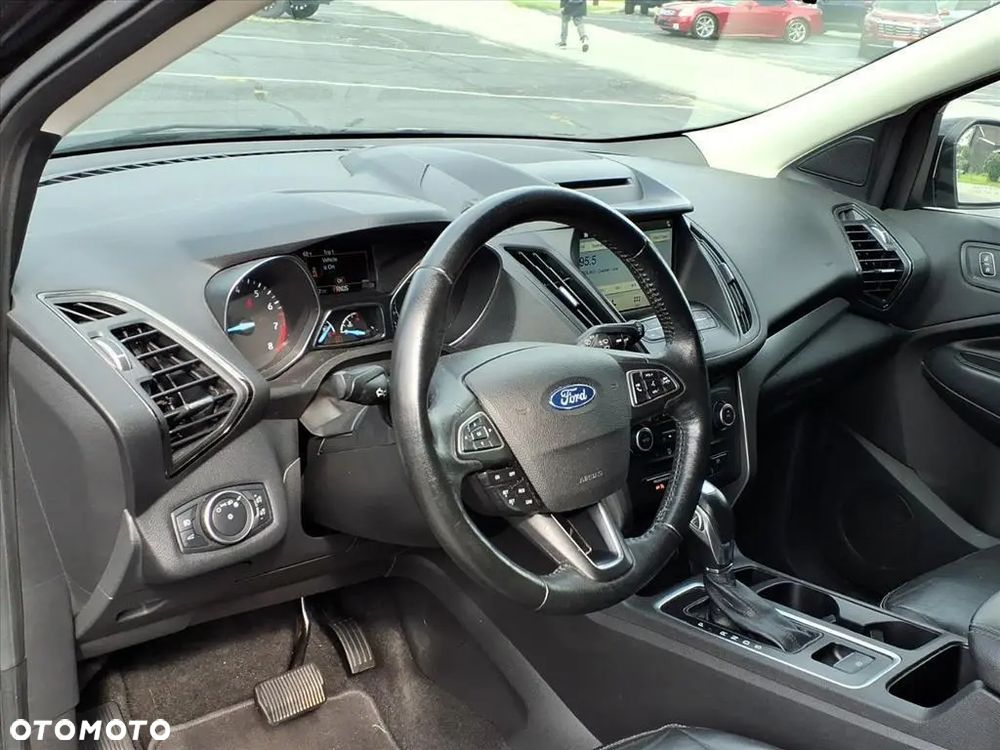 Ford Escape 1.5 EcoBoost AWD SE - 9