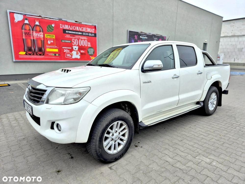 Toyota Hilux 3.0 D-4D SR5 - 2