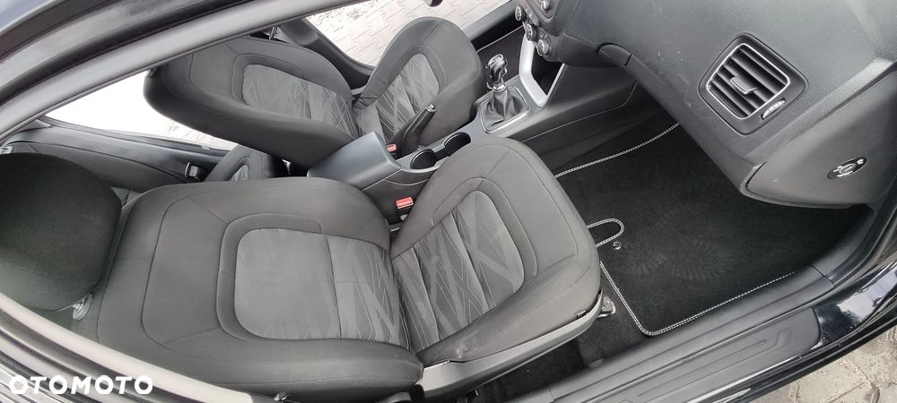 Kia Ceed 1.4 CVVT - 19