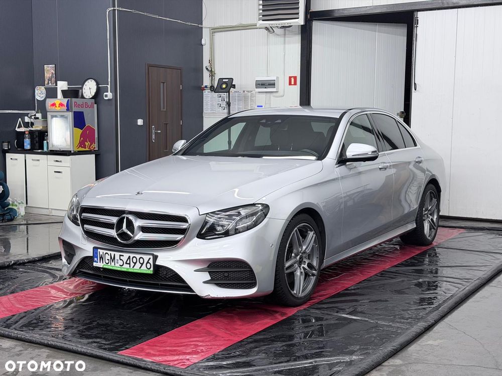 Mercedes-Benz Klasa E - 17