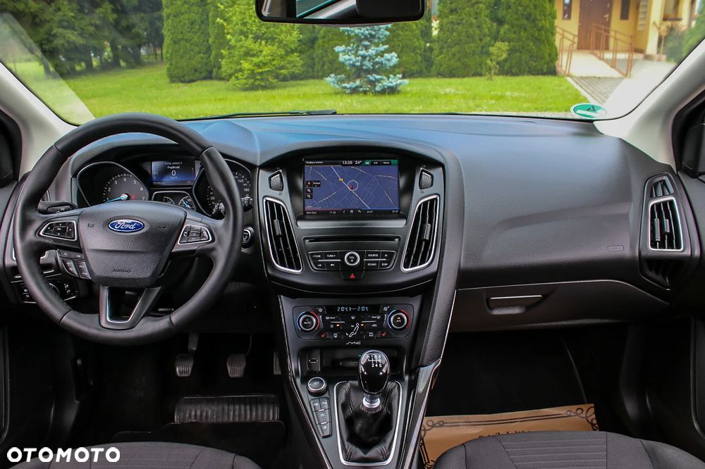 Ford Focus 1.5 EcoBoost Titanium Business - 19