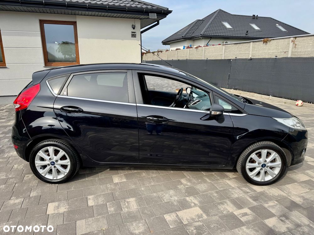 Ford Fiesta - 20