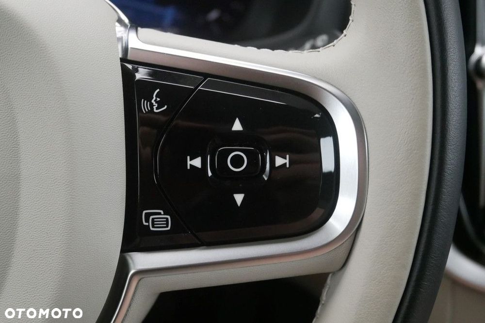 Volvo V60 Cross Country - 29
