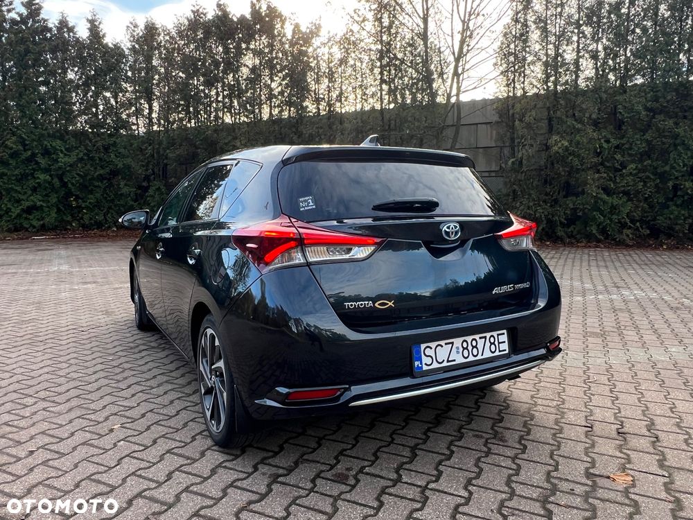 Toyota Auris Hybrid 135 Prestige - 5