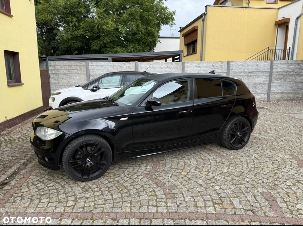 BMW Seria 1 120i - 15