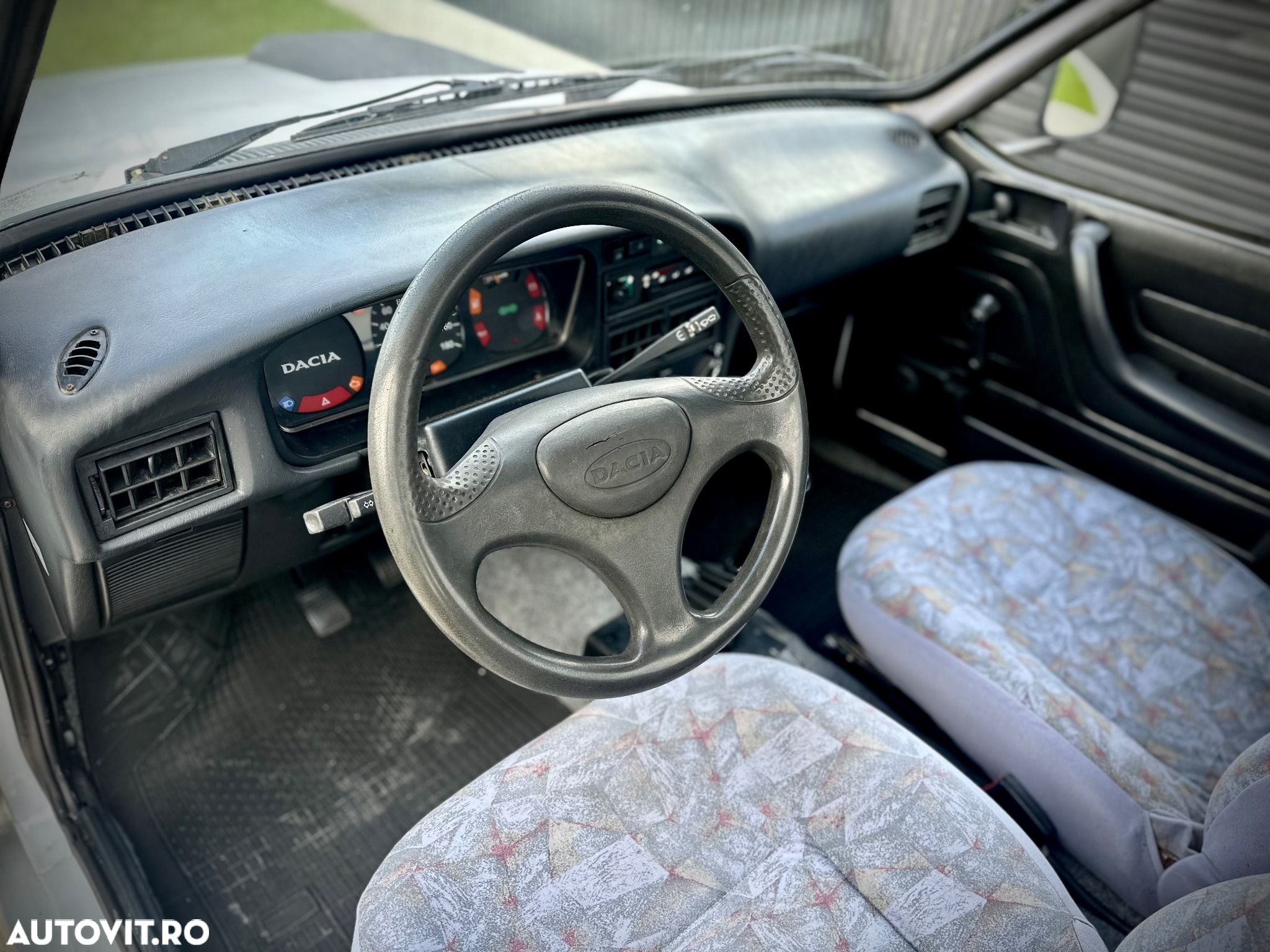 Dacia Pick Up - 9