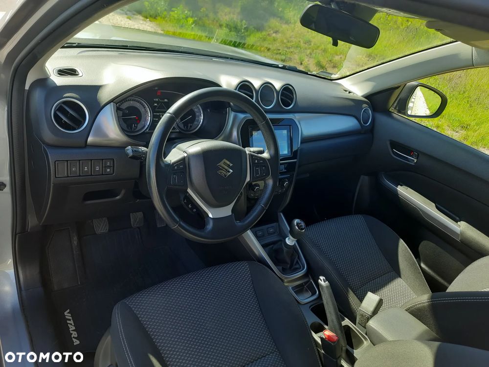 Suzuki Vitara - 11