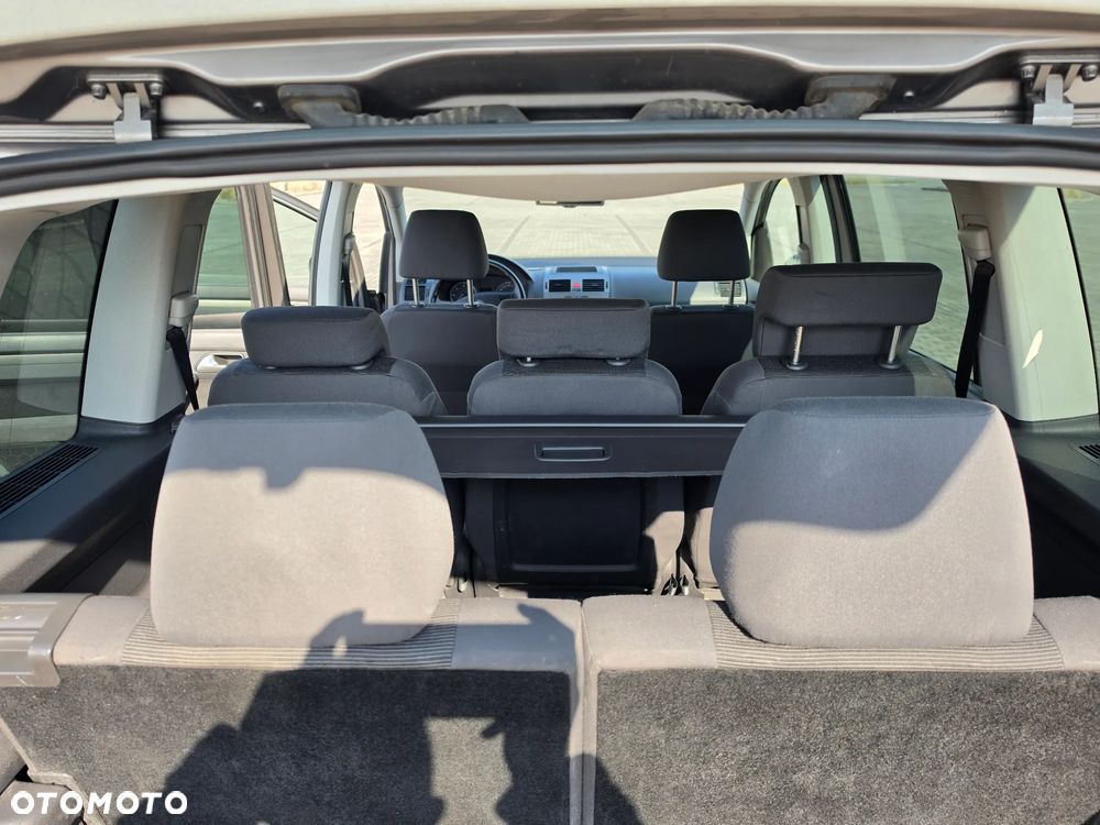 Volkswagen Touran 1.9 TDI - 17