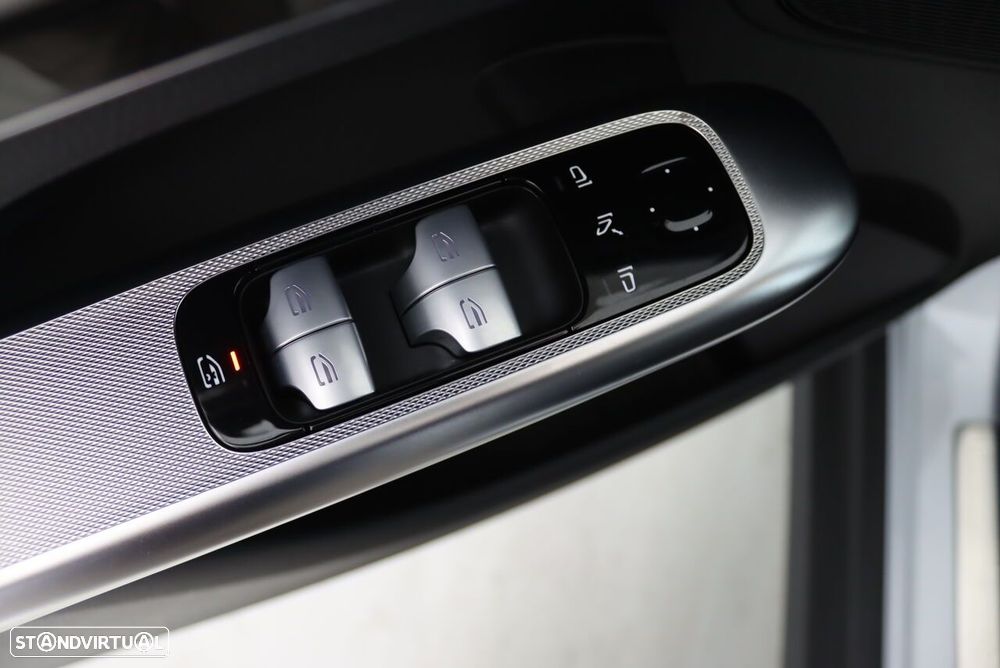 Mercedes-Benz GLC 300 de 4Matic - 16