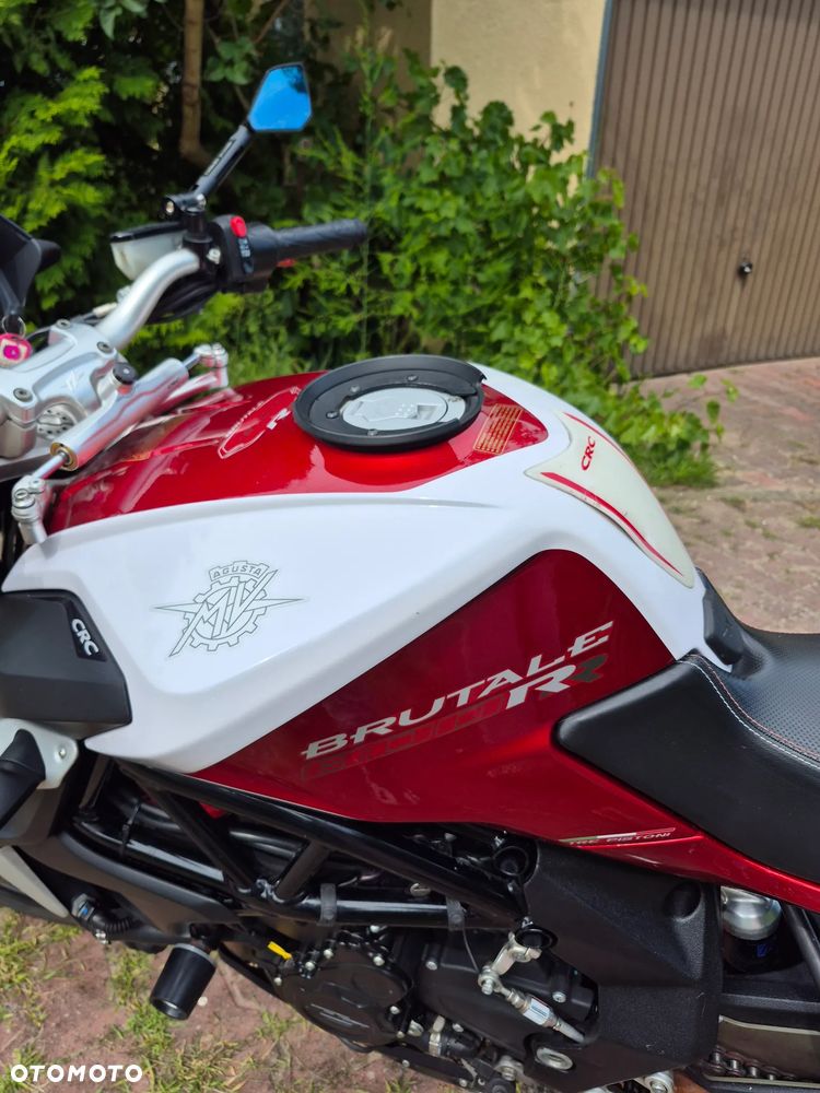 MV AGUSTA Brutale - 7