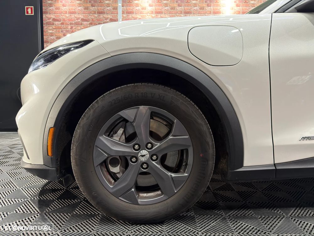 Ford Mustang Mach-E Standard - 6