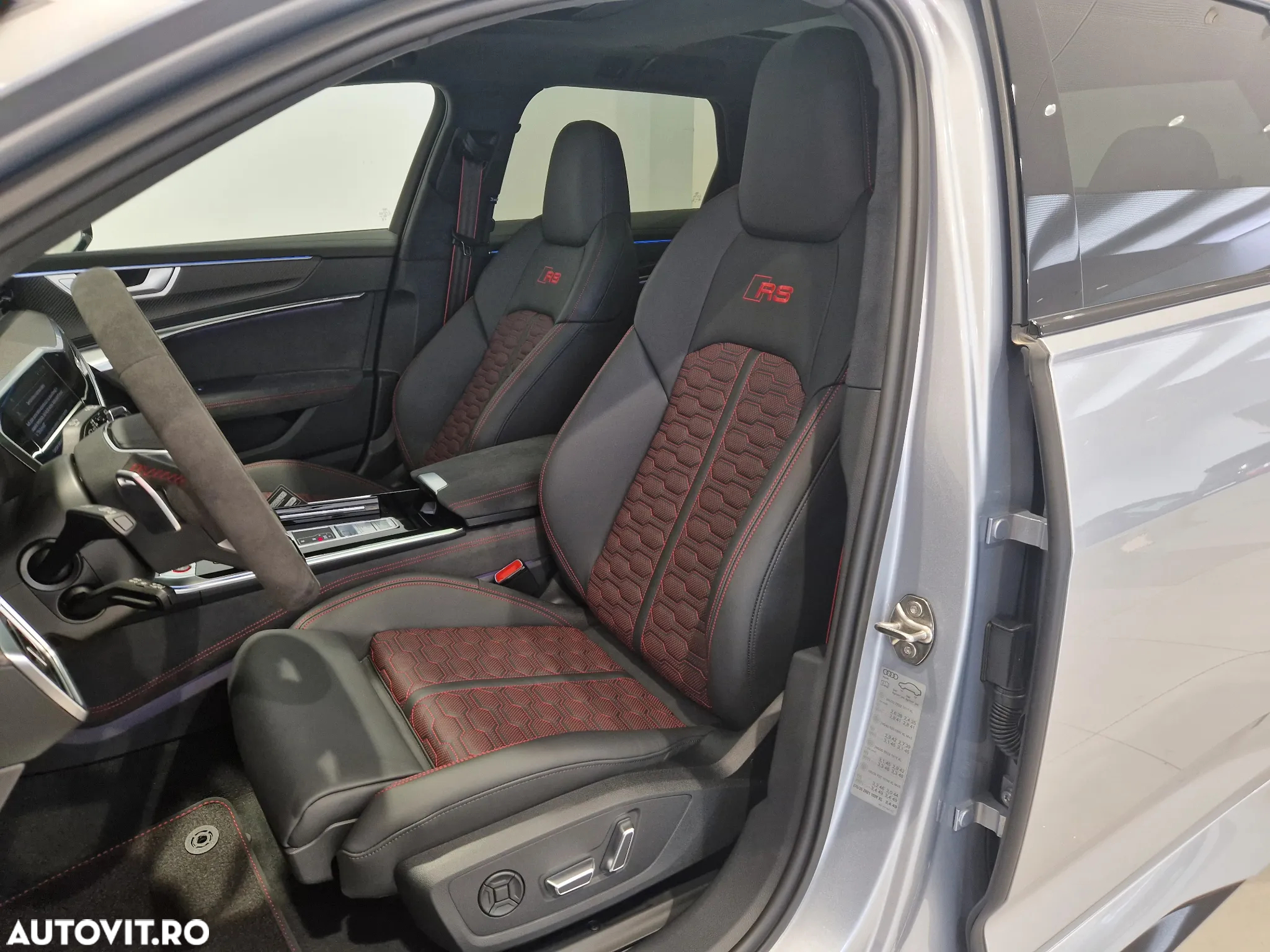Audi RS6 Avant Performance TFSI quattro Tiptronic MHEV - 11