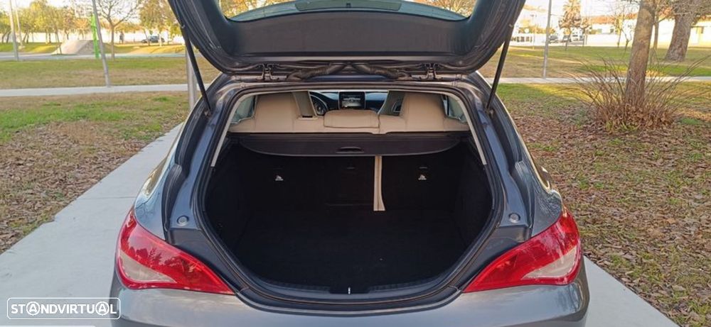 Mercedes-Benz CLA 180 d Shooting Brake - 6