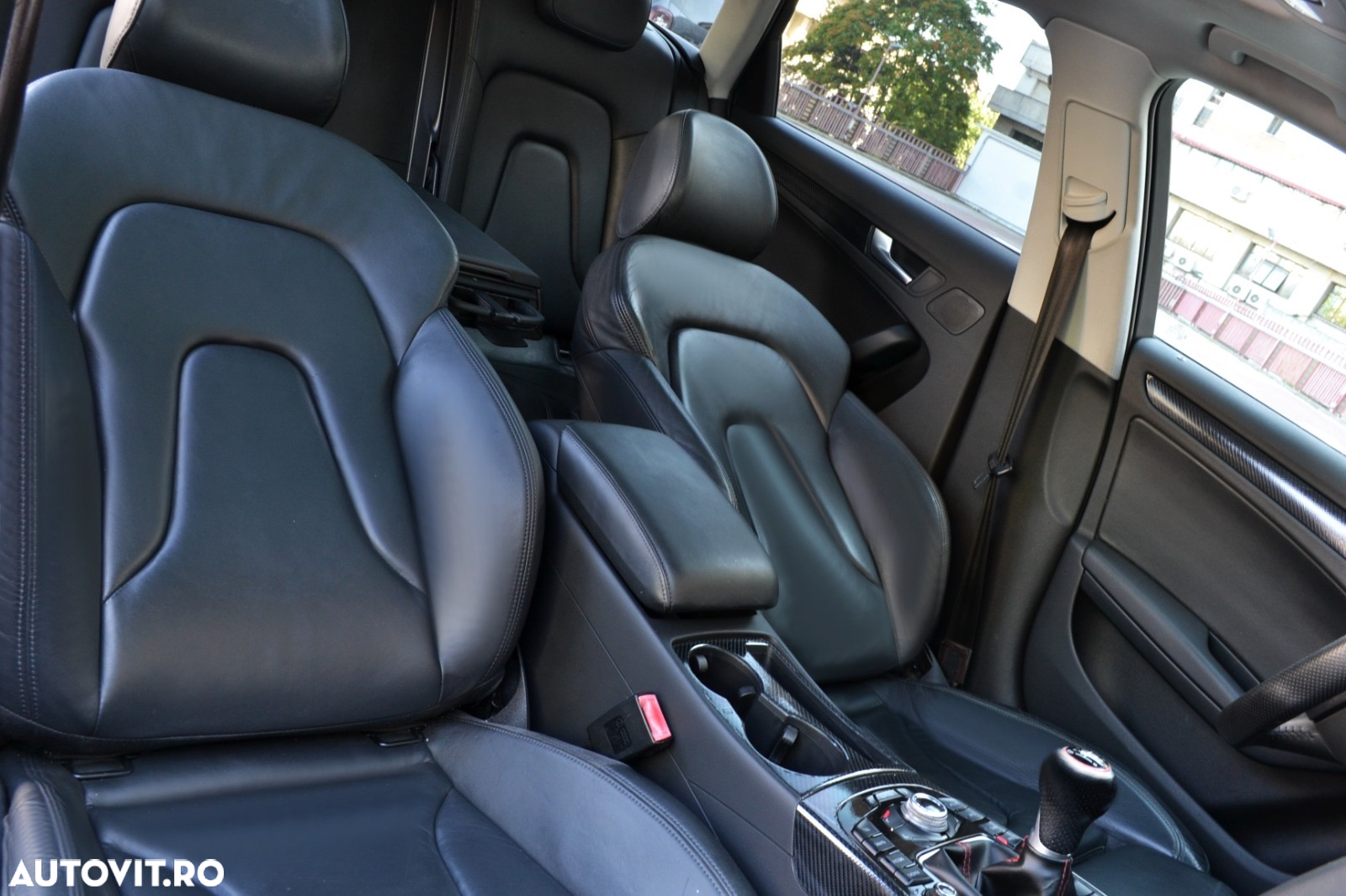 Audi A4 Avant 2.0 TDI - 17