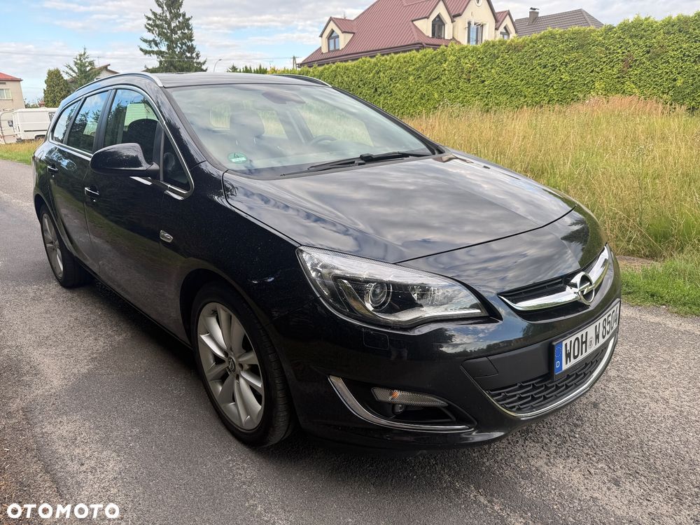Opel Astra 2.0 CDTI DPF ecoFLEX SportsTourer Start/Stop Exklusiv - 2