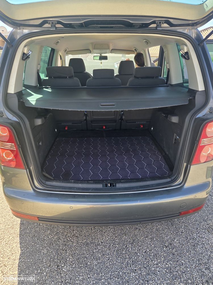 Volkswagen Touran 2007 photo 5