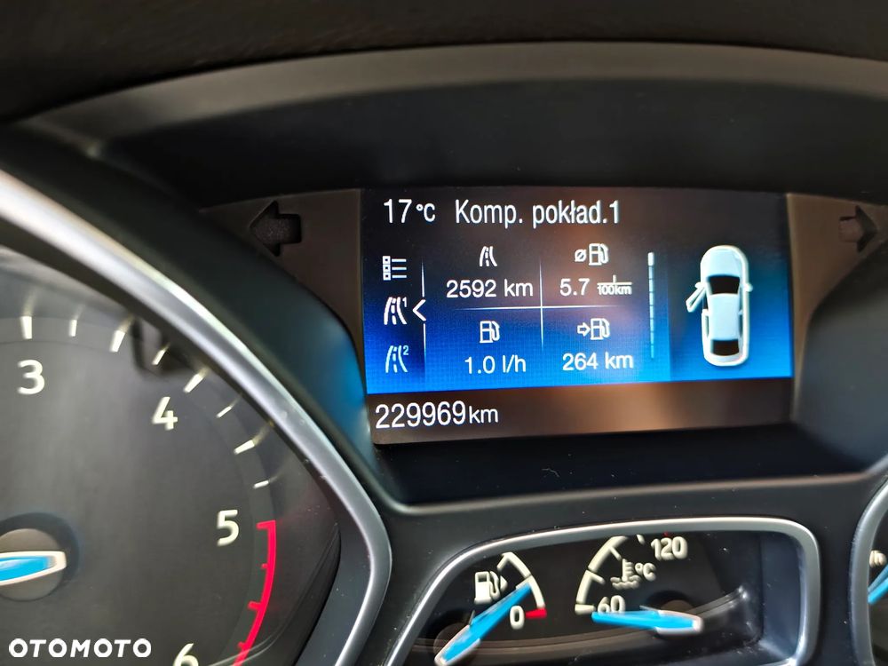 Ford Focus 1.5 TDCi DPF Start-Stopp-System Titanium - 11