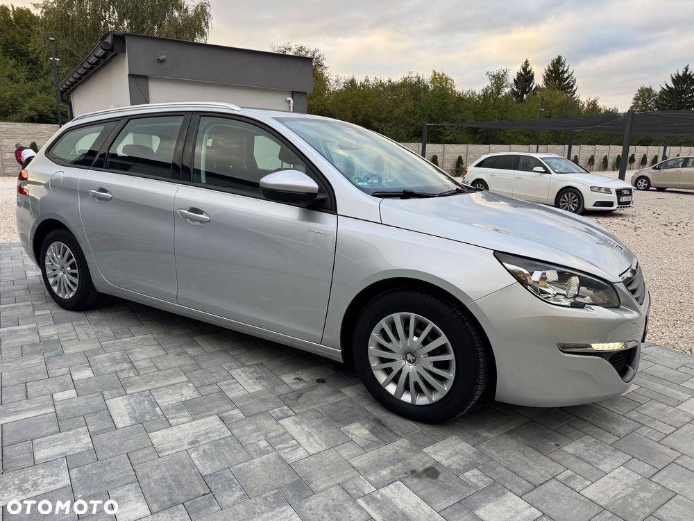 Peugeot 308 SW HDi FAP 110 (Blue Lion) Business Line Niveau 1 - 4