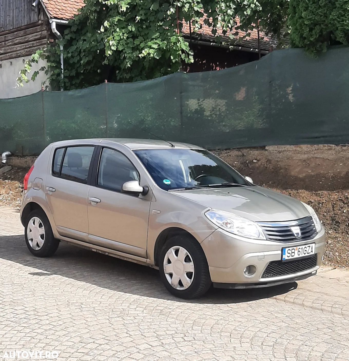 Dacia Sandero 1.4 MPI Laureate - 1