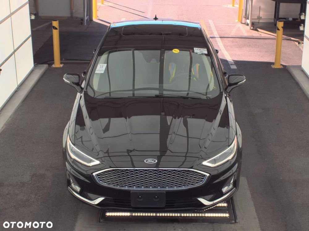 Ford Fusion - 3