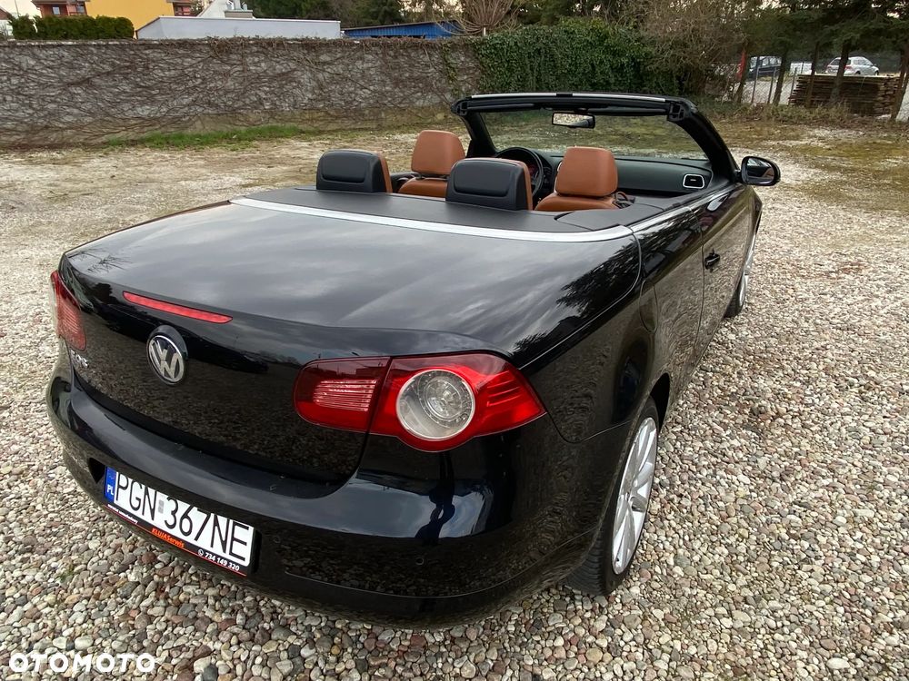 Volkswagen Eos - 13
