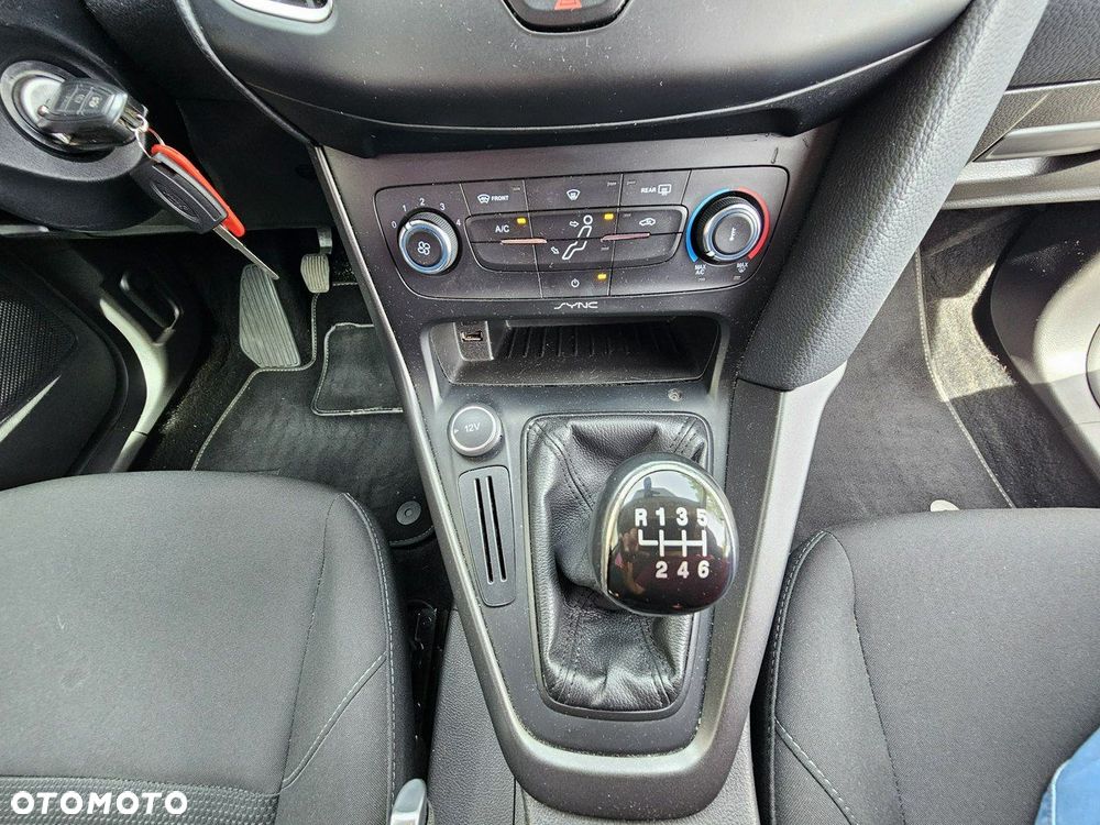 Ford Focus 1.6 TDCi Gold X - 27