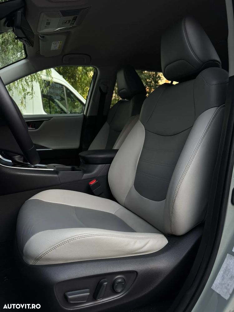 TOYOTA RAV4 2020 — imagine 11