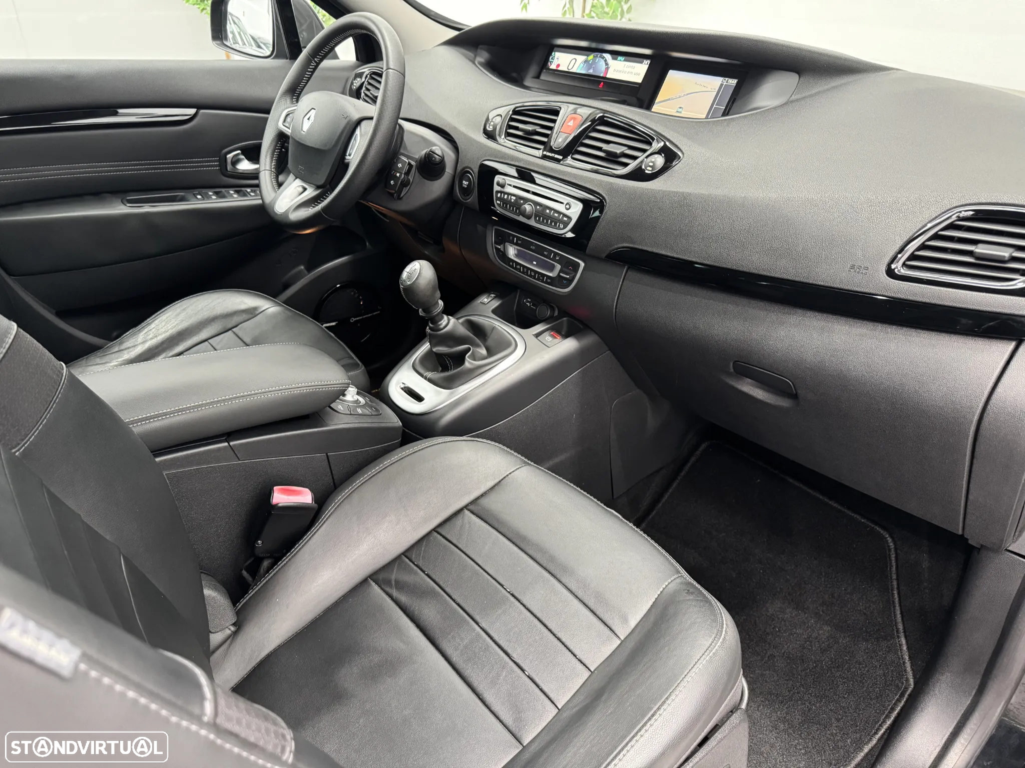 Renault Scénic 1.6 DCi Bose Edition - 23