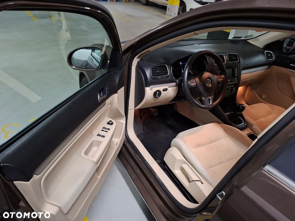 Volkswagen Golf 2.0 TDI Highline - 9