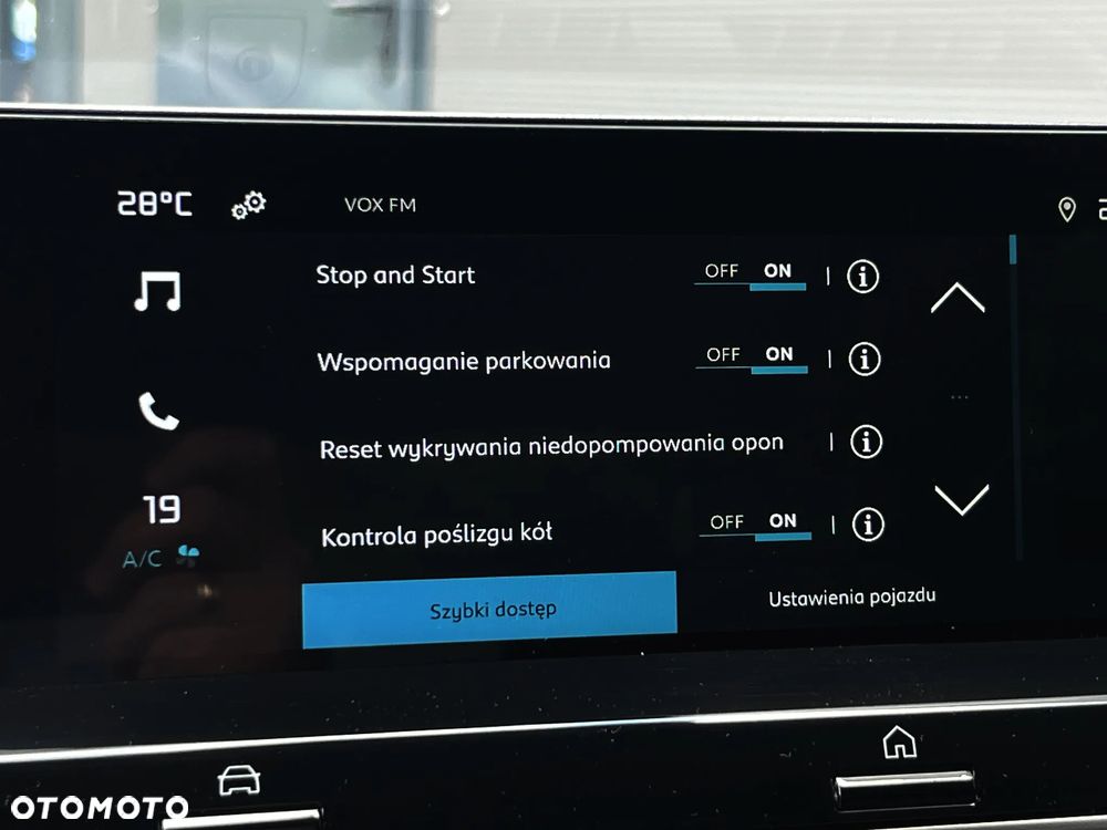 Citroën C4X PureTech 100 Stop&Start YOU - 28
