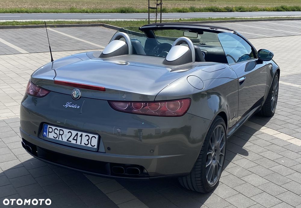 Alfa Romeo Spider 3.2JTS Q4 Exclusive - 5