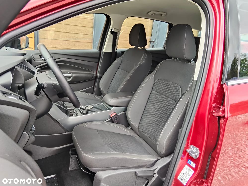 Ford Kuga 1.5 EcoBoost TITANIUM - 11