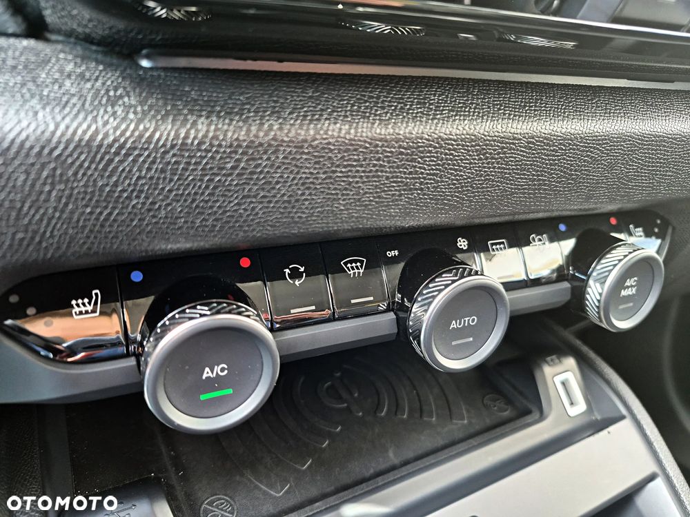 Citroën C4X 1.2 PureTech Max S&S EAT8 - 16