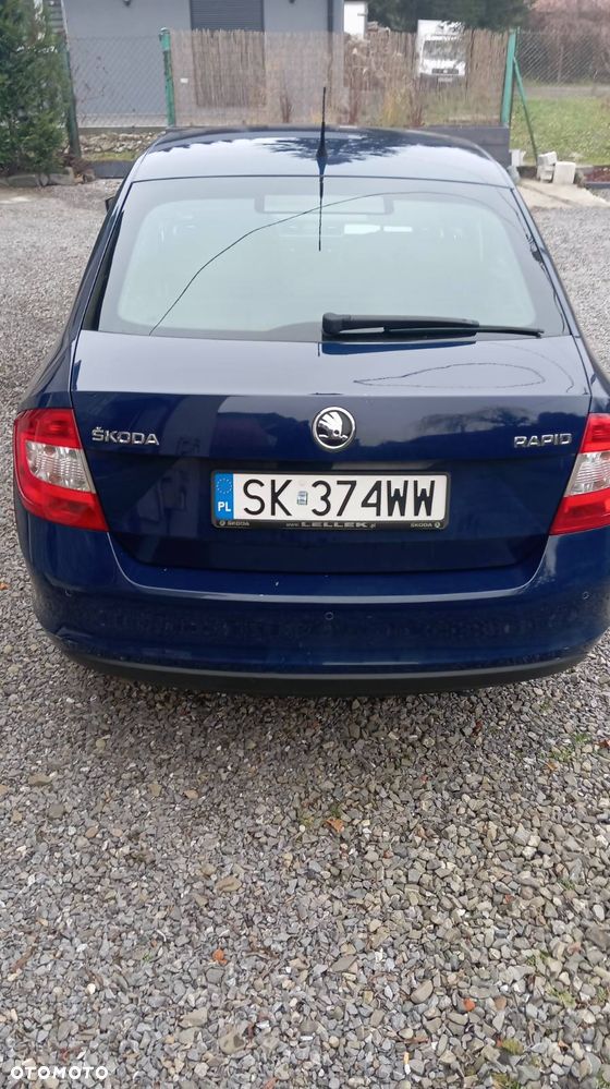 Skoda RAPID 1.6 TDI DPF Edition - 3