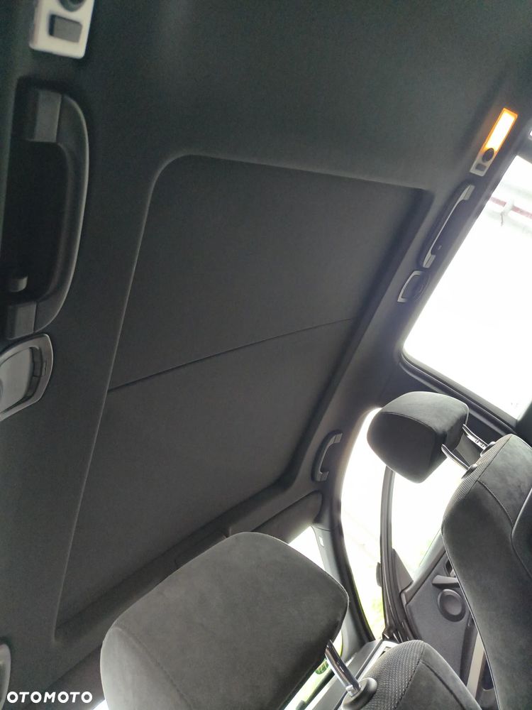 BMW Seria 3 318i Edition Sport - 16