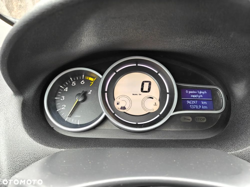 Renault Megane 1.6 16V 100 Expression - 14