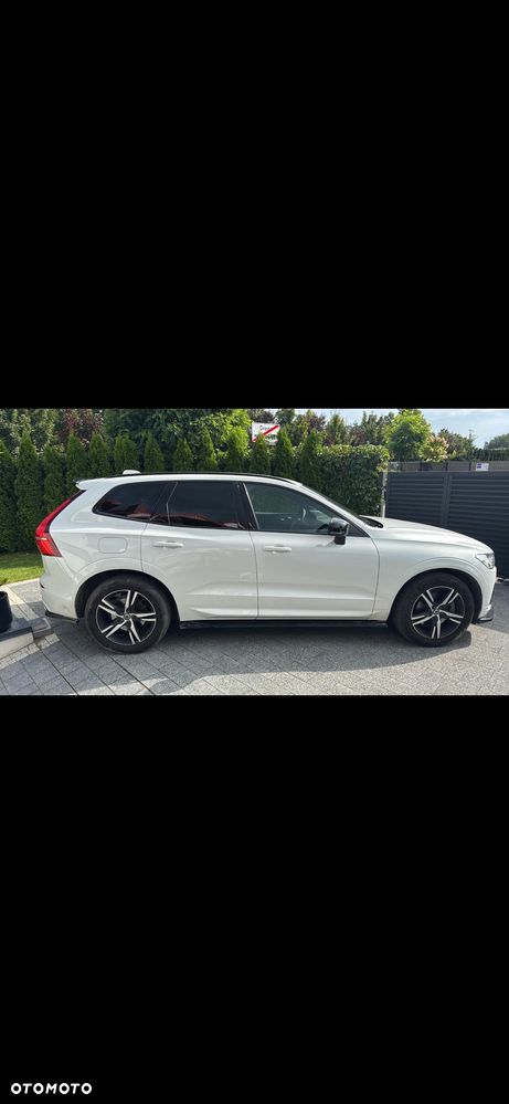 Volvo XC 60 B4 D AWD R-Design - 4