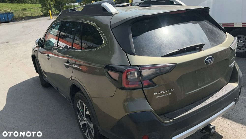 Subaru Outback - 1