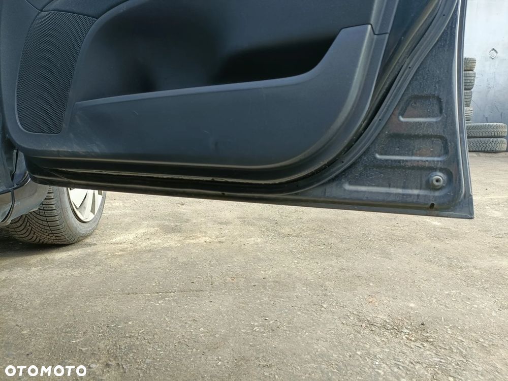 TOYOTA AURIS I 06-09 2007 r. 5D HB 209 drzwi prawy przód przednie PP * - 12