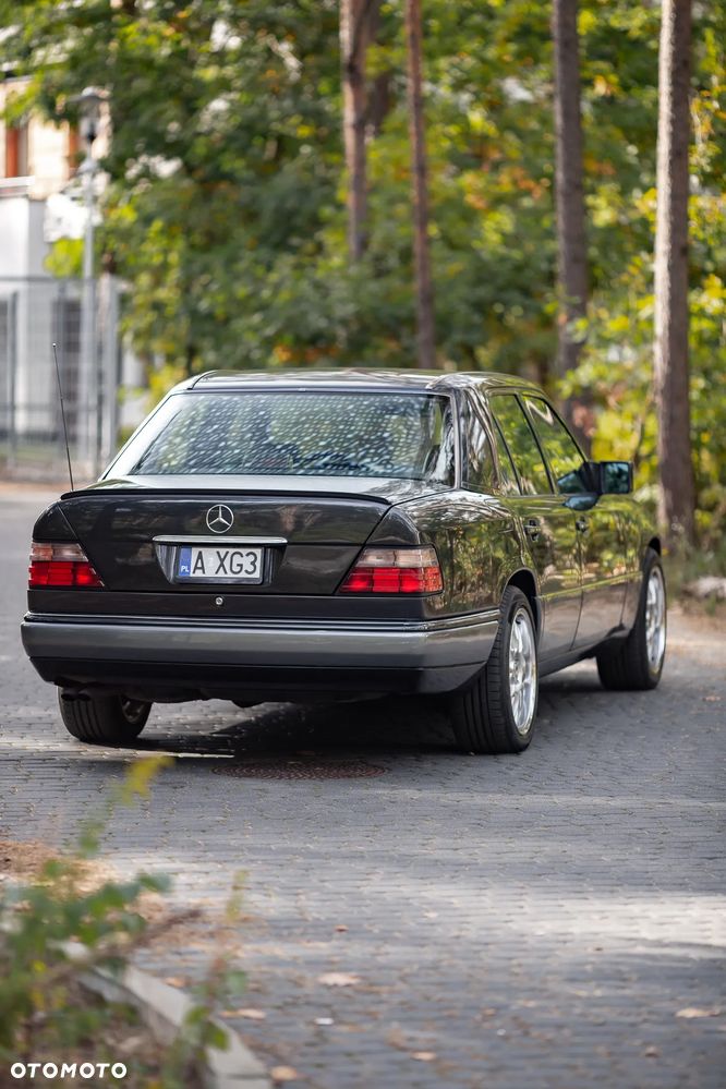 Mercedes-Benz Klasa E - 29