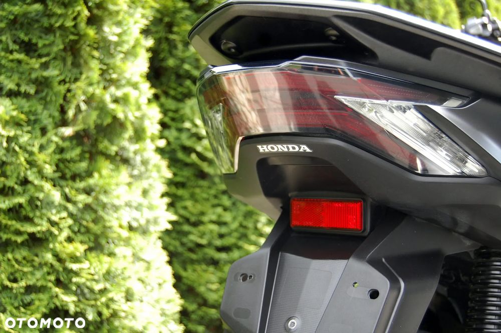 Honda PCX - 9