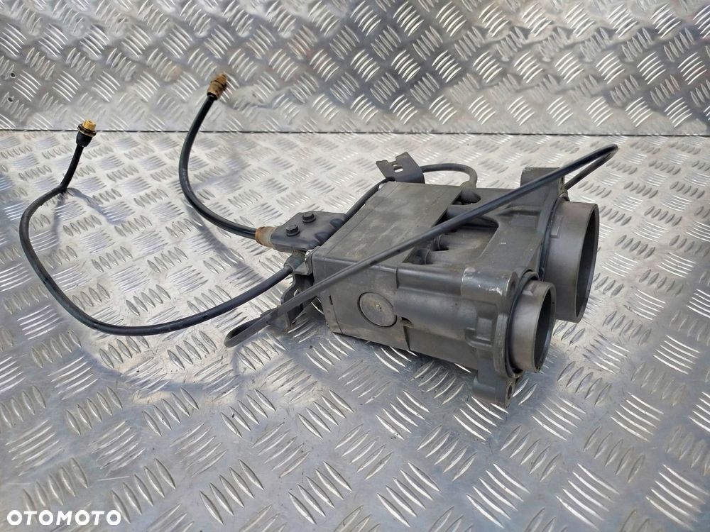 ZAWÓR CEWKI SKRZYNI BIEGÓW LORNETKA NA ZAŁACZANY RETARDER SCANIA - 2