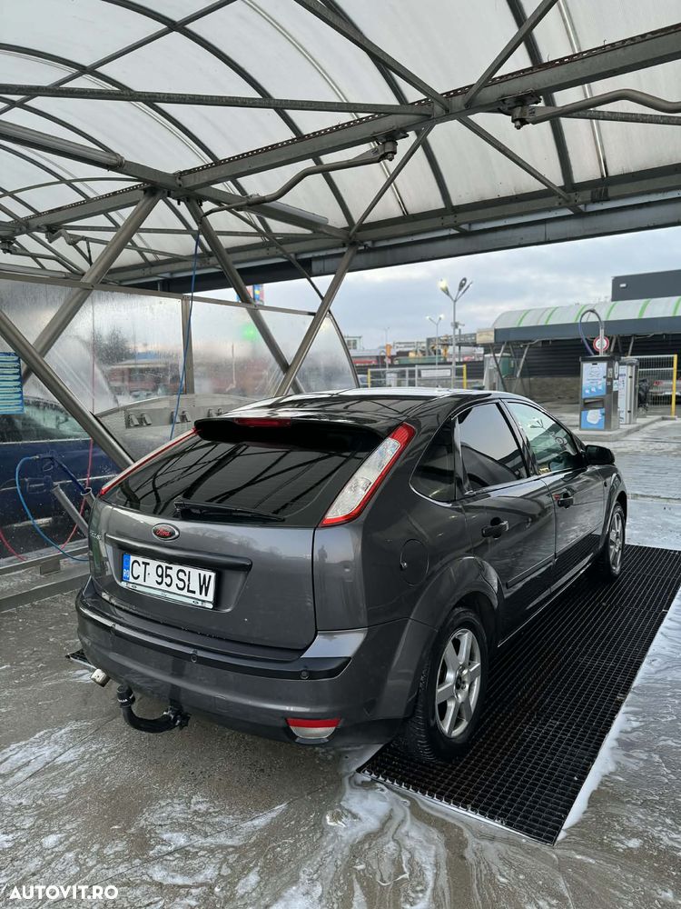 Ford Focus 1.6 TDCi Trend - 7