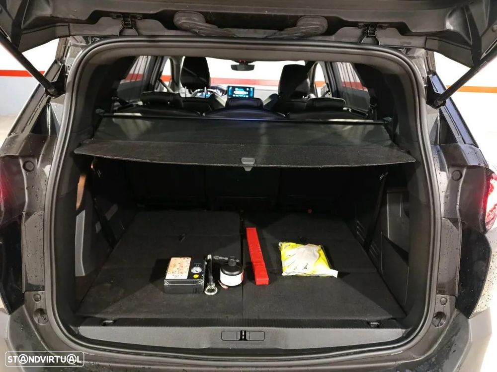 Peugeot 5008 1.5 BlueHDi GT - 12