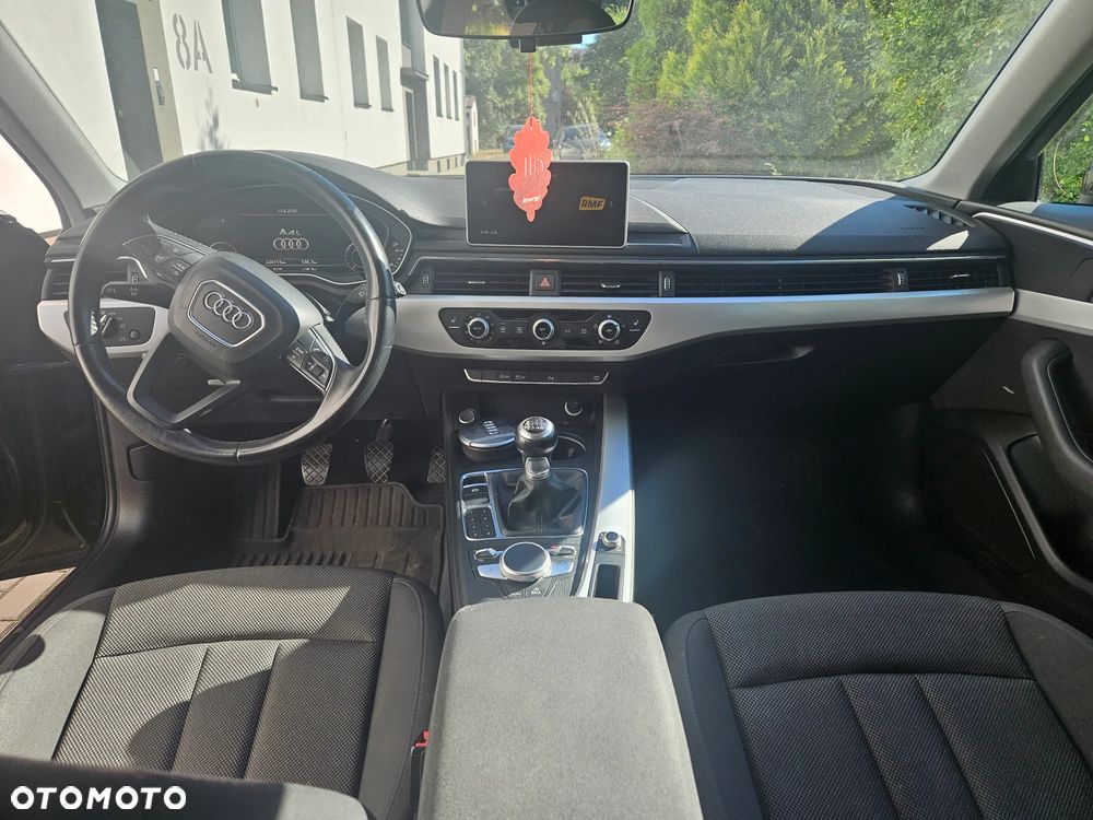 Audi A4 Avant 2.0 TDI - 5