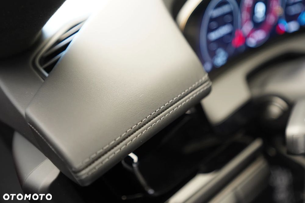 Porsche Panamera GTS - 28