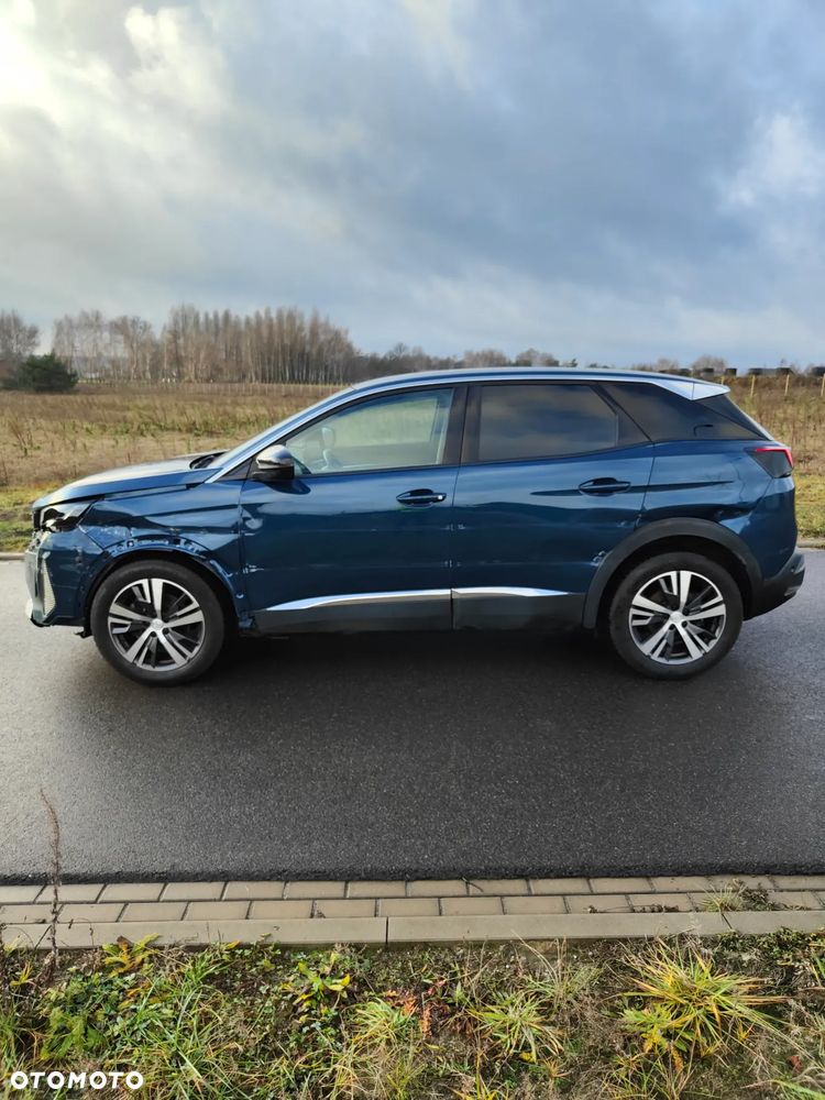 Peugeot 3008 BlueHDi 130 Stop & Start EAT8 Allure - 4