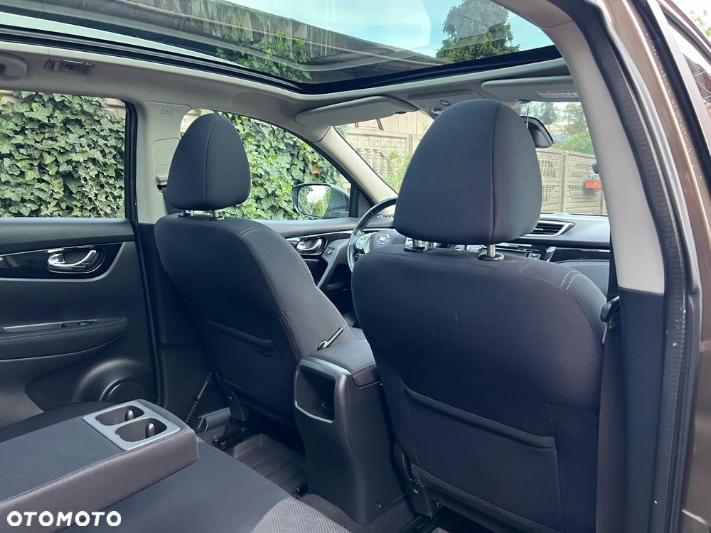 Nissan Qashqai 1.2 DIG-T N-Connecta EU6 - 13
