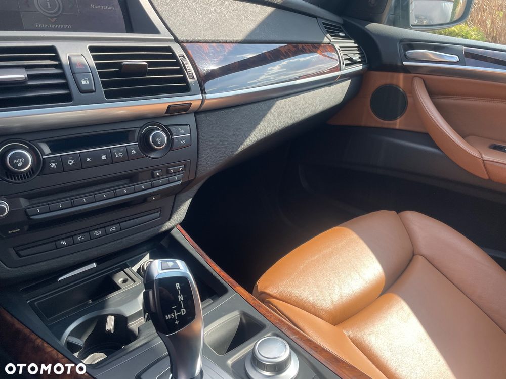 BMW X5 xDrive35d - 34